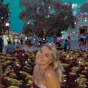 Meet your Posher, Allison